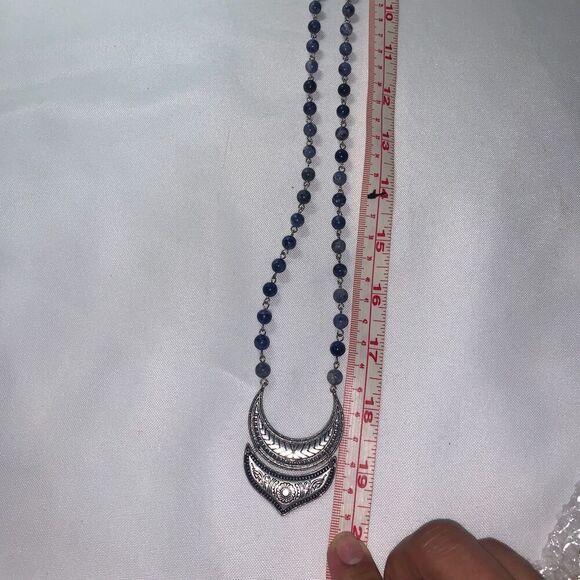 Marlyn Schiff Beaded Pendent boho Necklace Natural Stone beads dark blue/light - Picture 2 of 6